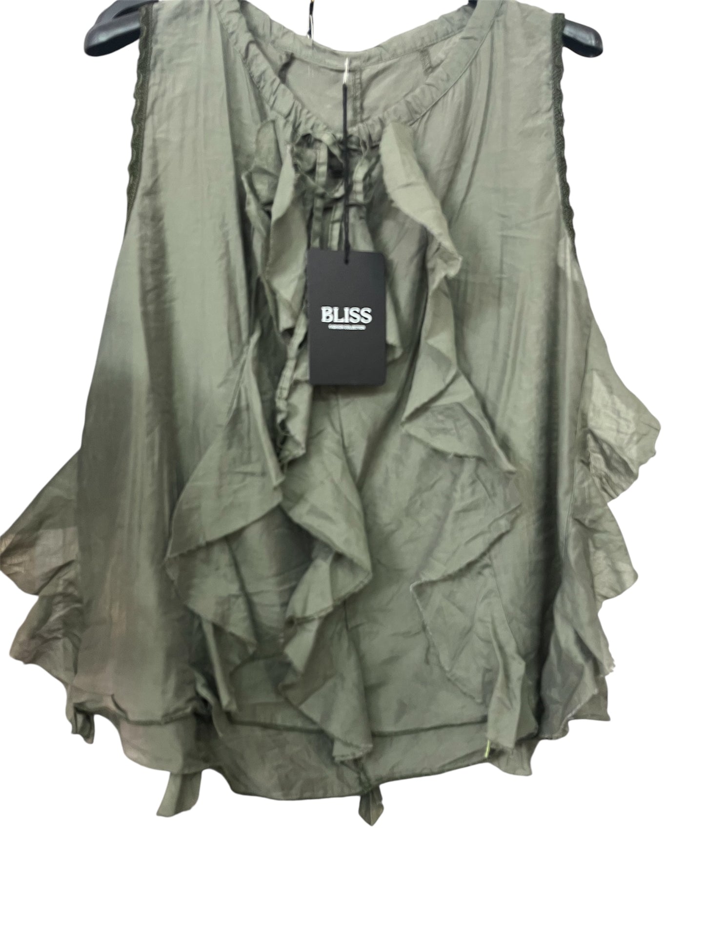 Blusa sin manga con volantes