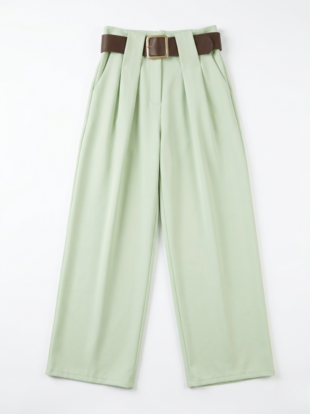 Pantalón Wide Leg fluido color verde menta con trabillas anchas de cintura alta y bolsillos funcionales.