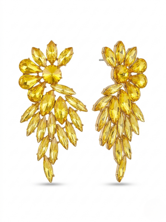 Pendientes amarillos citrino de cristales facetados para looks de fiesta vibrantes.